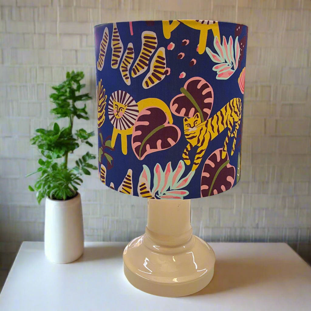 Acru Ceramic Table Lamp with Lions and Tigers and.... Leaves Shade