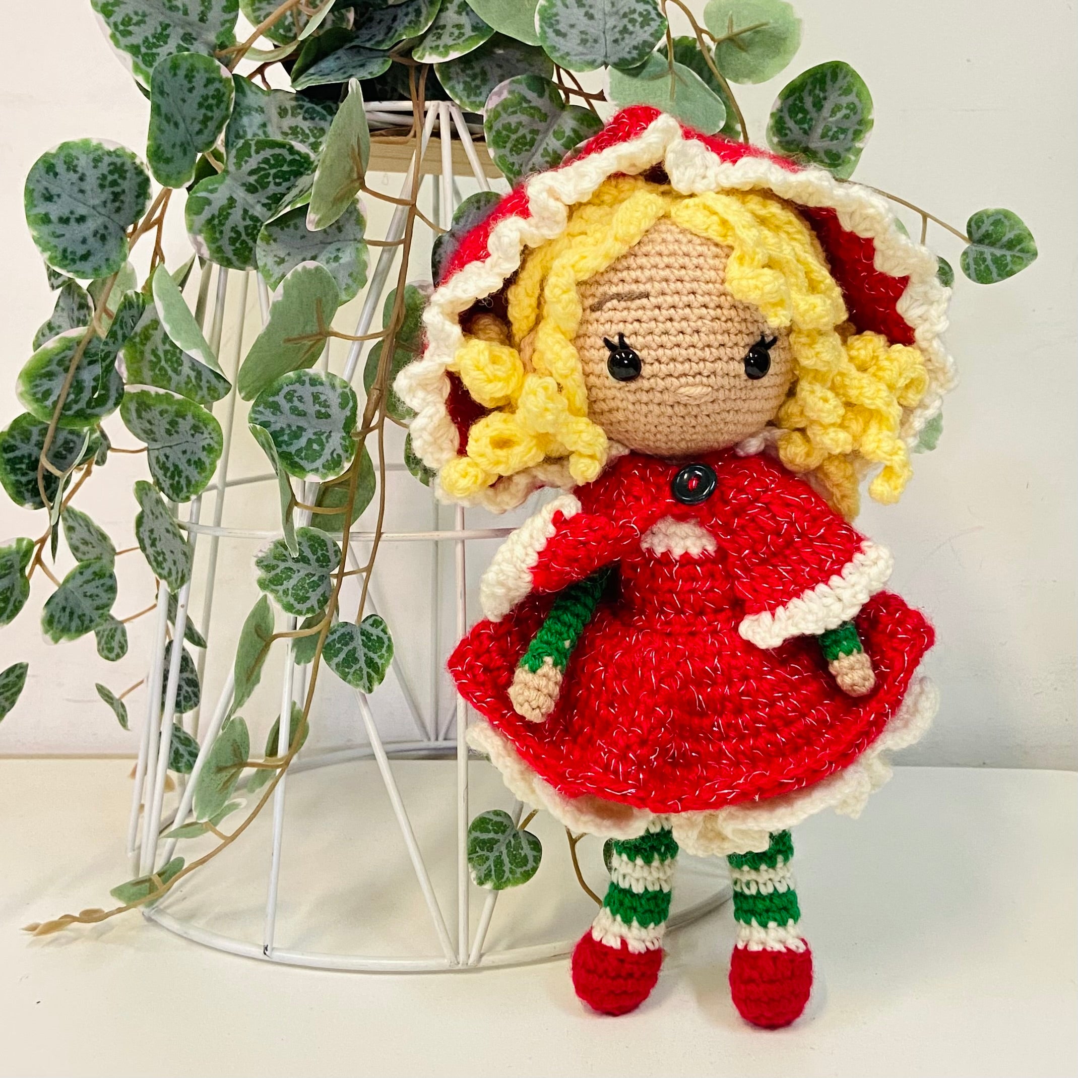 Amigurumi Crochet Doll - Christmas Red Riding Hood