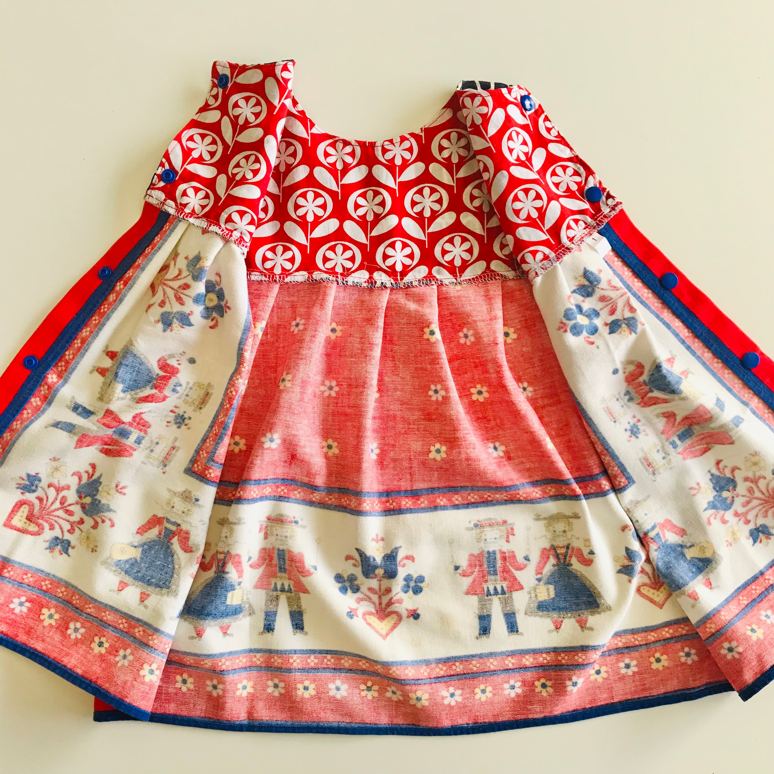 Girls empire handmade dress - Vintage Folkart