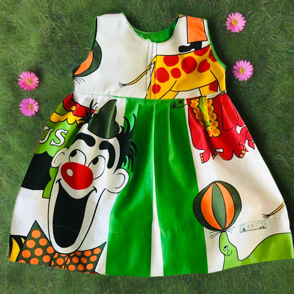 Girls empire handmade dress - Vintage Circus