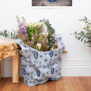 Reusable travel tote bag - Blue Vase