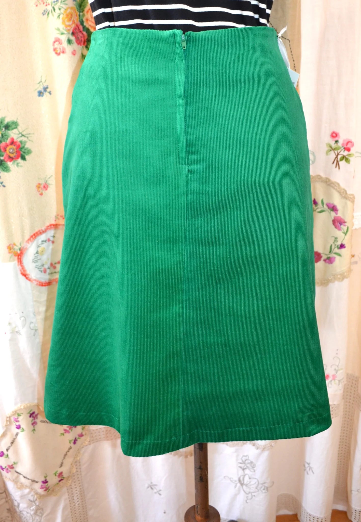 Women's Handmade Corduroy Pocket Skirt - Emerald Green